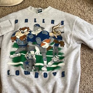Vintage Dallas Cowboy Looney Toones Crewneck size L